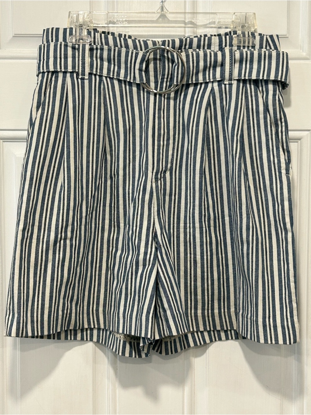 Free People Blue White Striped Paperbag Shorts High Rise Self Belt Size 6